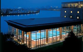 Canary Riverside Plaza 5*